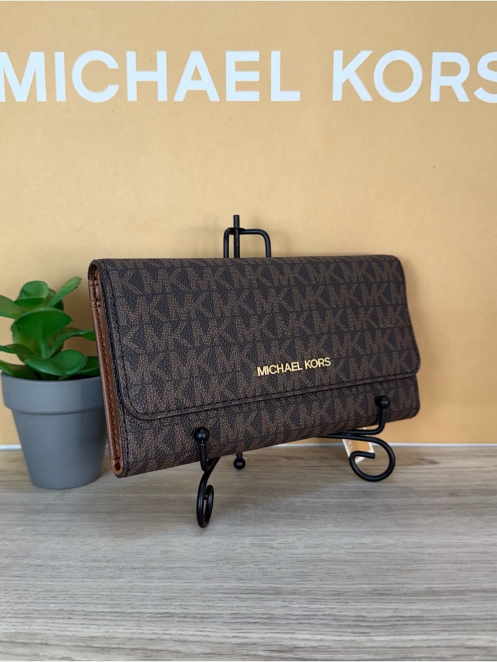 Michael Kors wallet - Picture 3 of 7